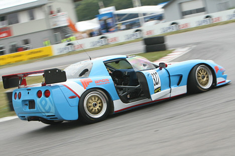 Alternativ airconditioning? Hans Henrik Pedersens Corvette bliver hurtigere og hurtigere.